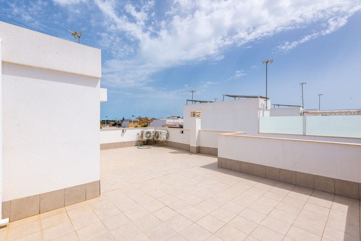 3 makuuhuone Huvila myytävänä paikassa San Pedro del Pinatar - 400 000 € (Ref: 10080858)