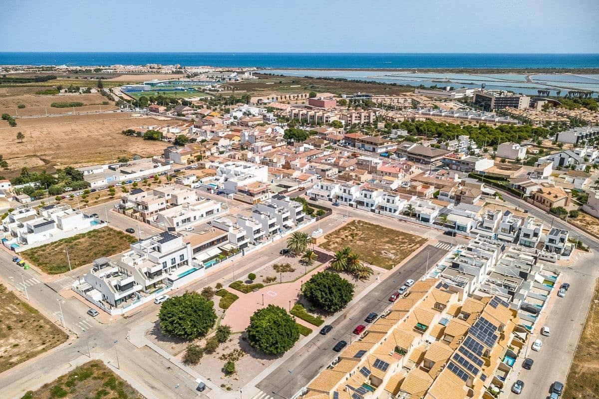 3 makuuhuone Huvila myytävänä paikassa San Pedro del Pinatar - 400 000 € (Ref: 10080858)