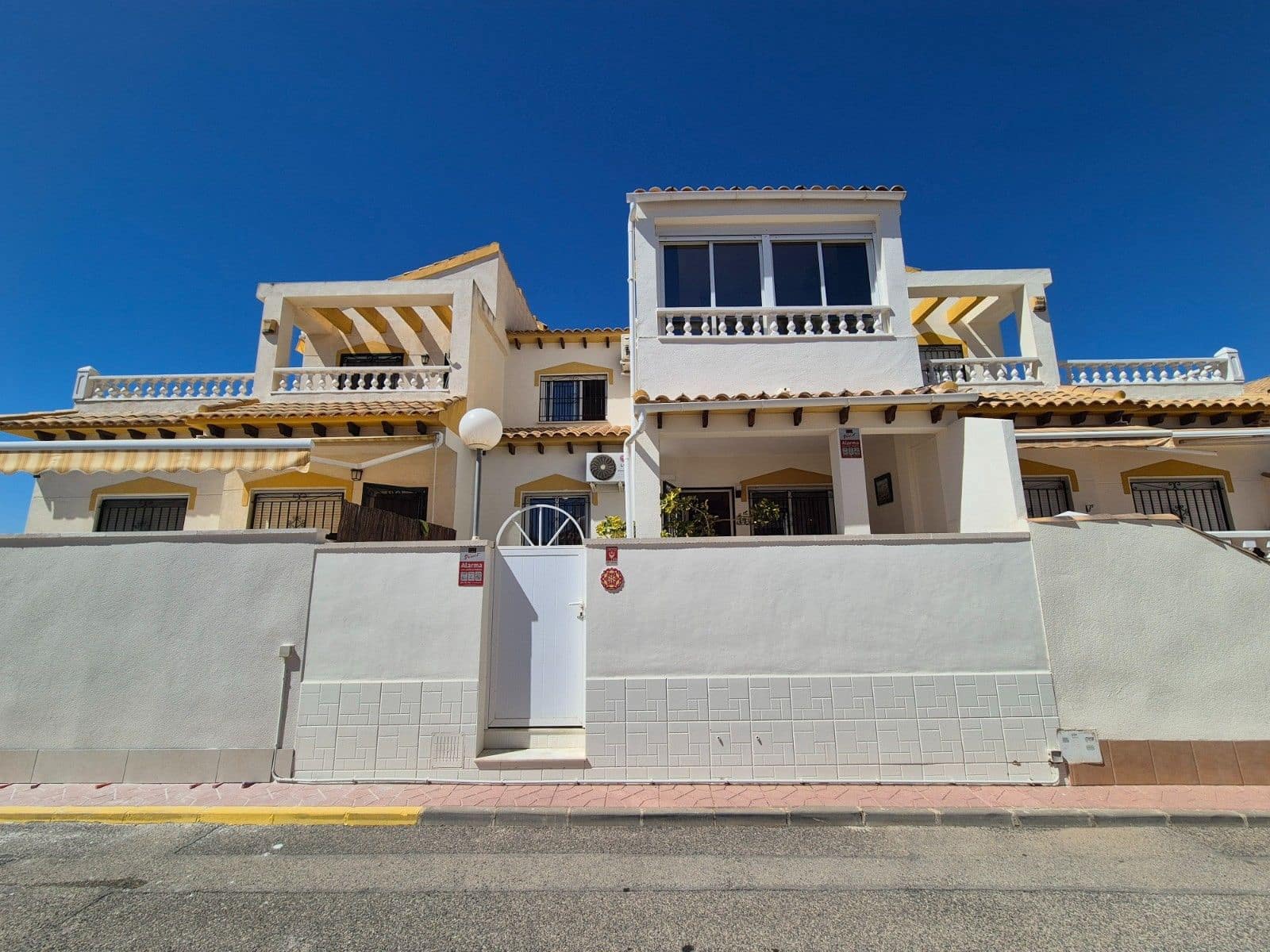 3 Zimmer Doppelhaus zu verkaufen in Orihuela - 268.800 € (Ref: 10080897)