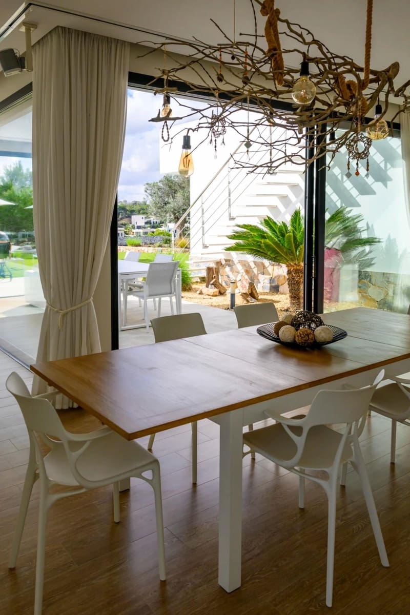 3 slaapkamer Villa te koop in Las Colinas Golf met zwembad - € 1.790.000 (Ref: 10085128)