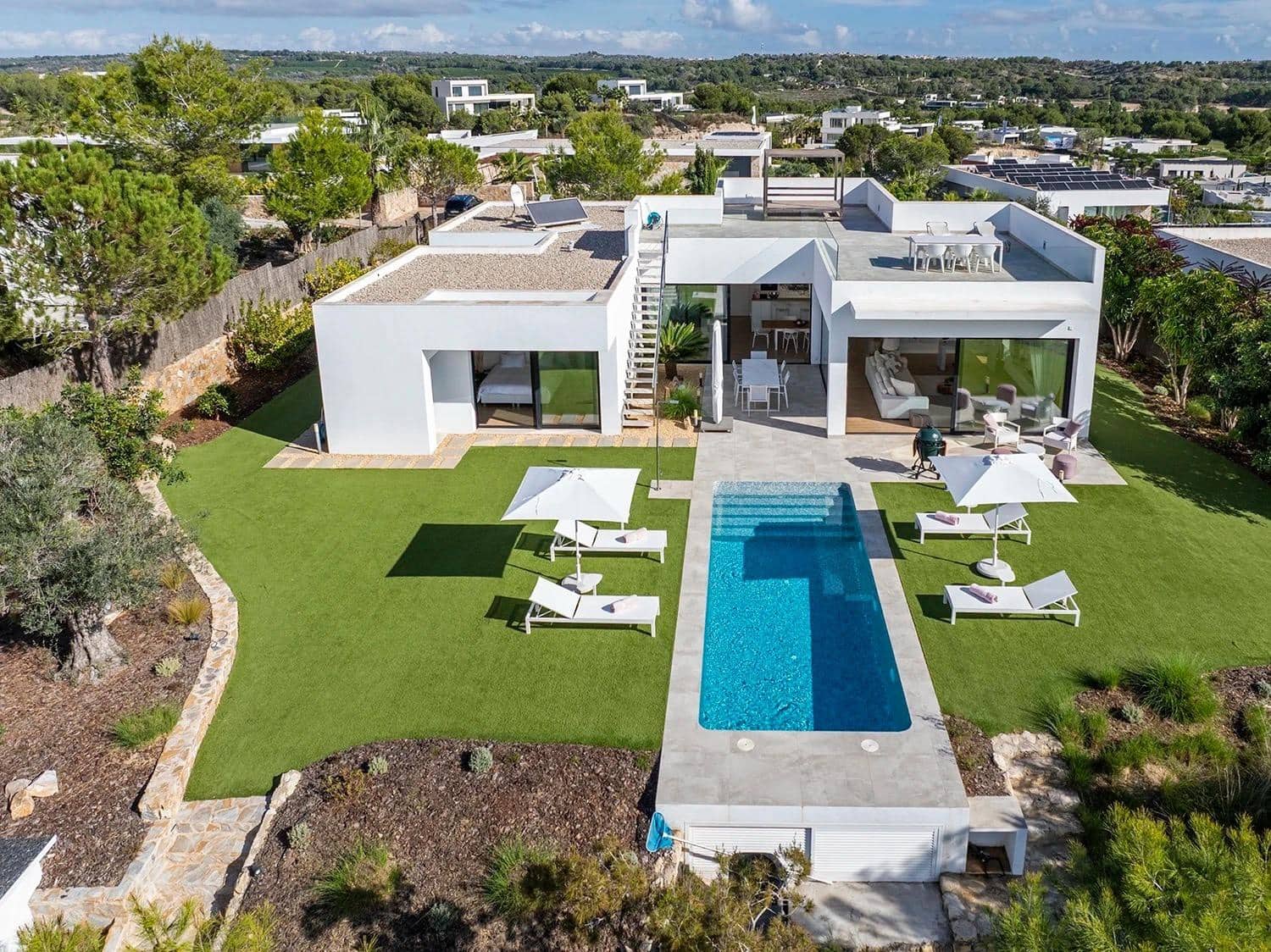 3 slaapkamer Villa te koop in Las Colinas Golf met zwembad - € 1.790.000 (Ref: 10085128)