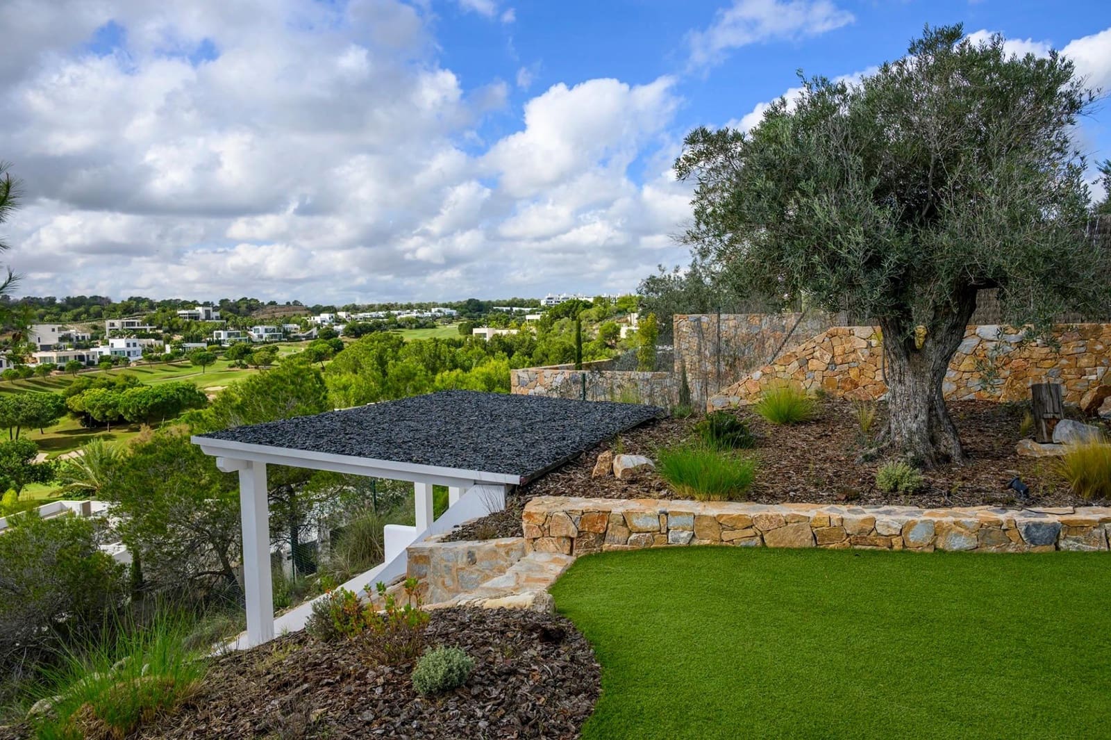 3 slaapkamer Villa te koop in Las Colinas Golf met zwembad - € 1.790.000 (Ref: 10085128)
