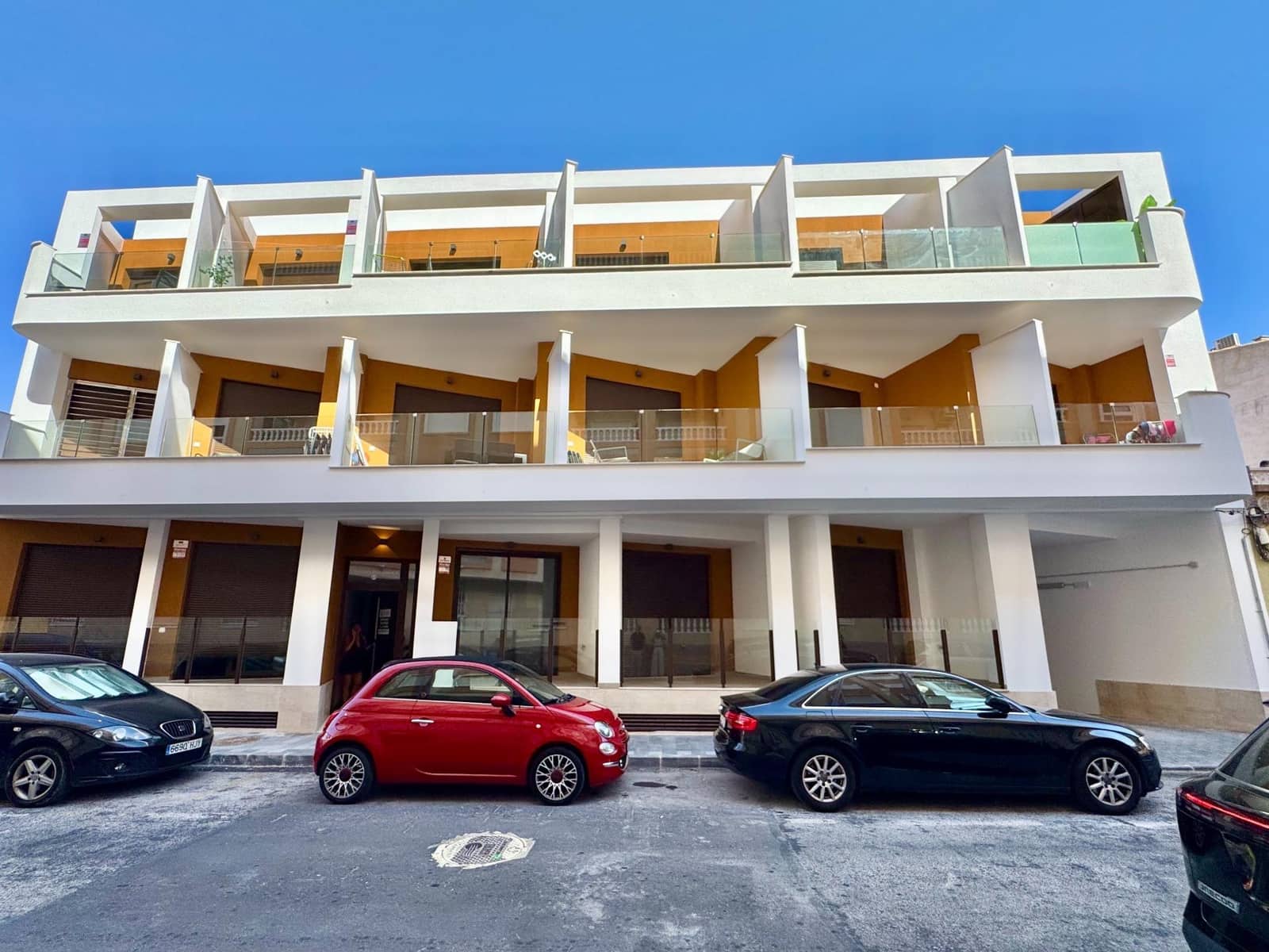 2 slaapkamer Appartement te koop in Torrevieja met zwembad - € 250.000 (Ref: 10085130)