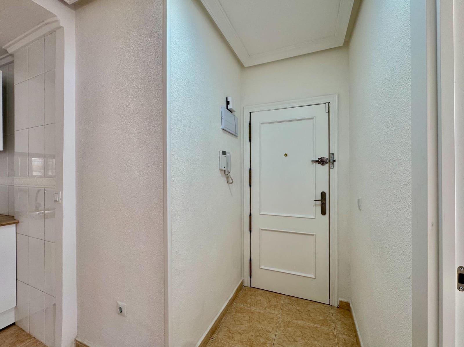 2 slaapkamer Appartement te koop in Torrevieja - € 137.500 (Ref: 10085141)