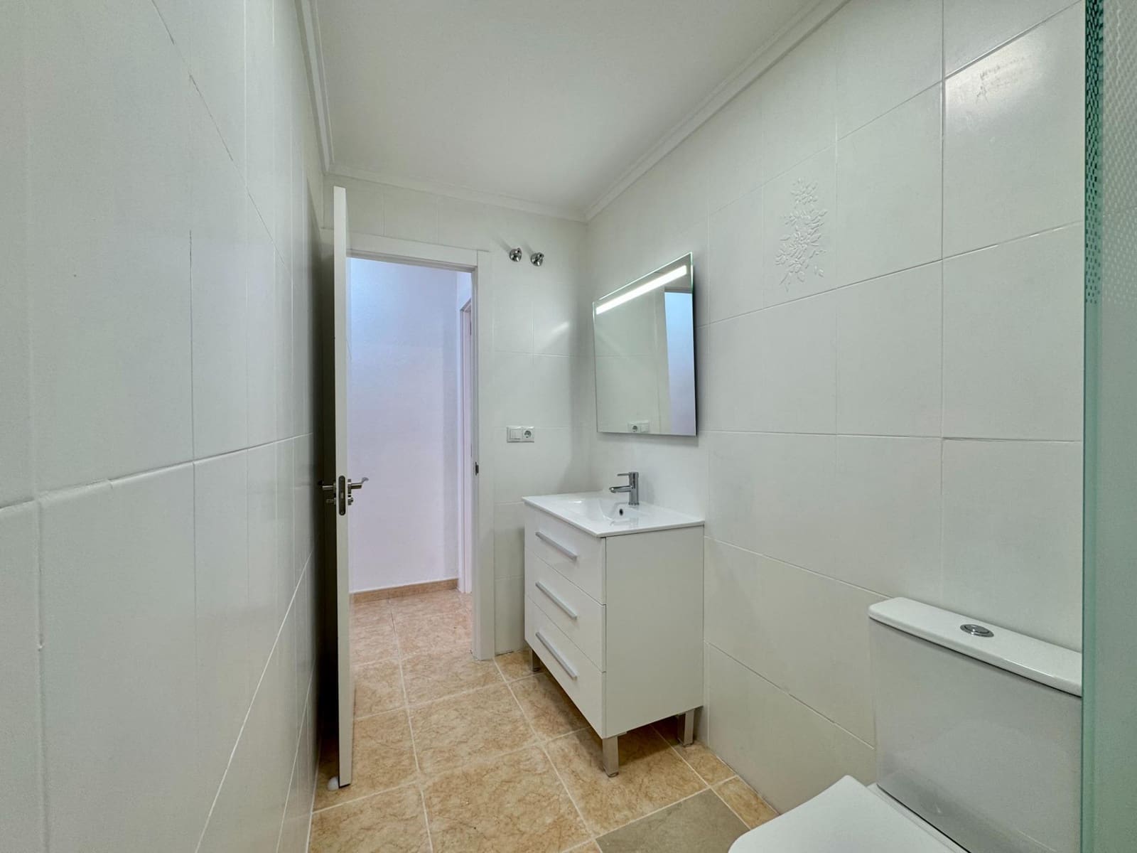 2 slaapkamer Appartement te koop in Torrevieja - € 137.500 (Ref: 10085141)