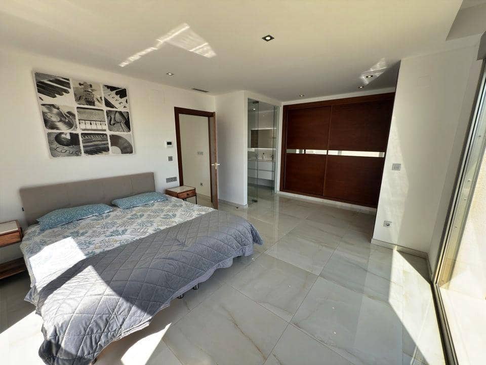 5 soveværelse Villa til salg i Orihuela Costa - € 850.000 (Ref: 10085143)