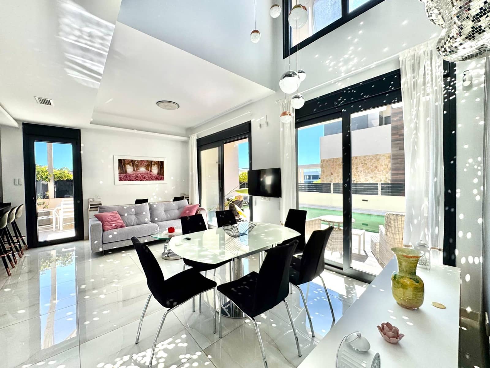 4 soveværelse Villa til salg i Orihuela Costa med swimmingpool - € 735.000 (Ref: 10085146)