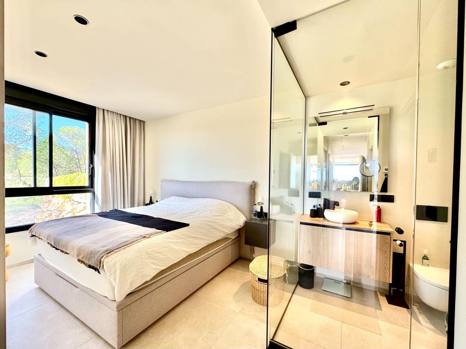 3 bedroom Apartment for sale in Las Colinas Golf with pool - € 535,000 (Ref: 10085151)