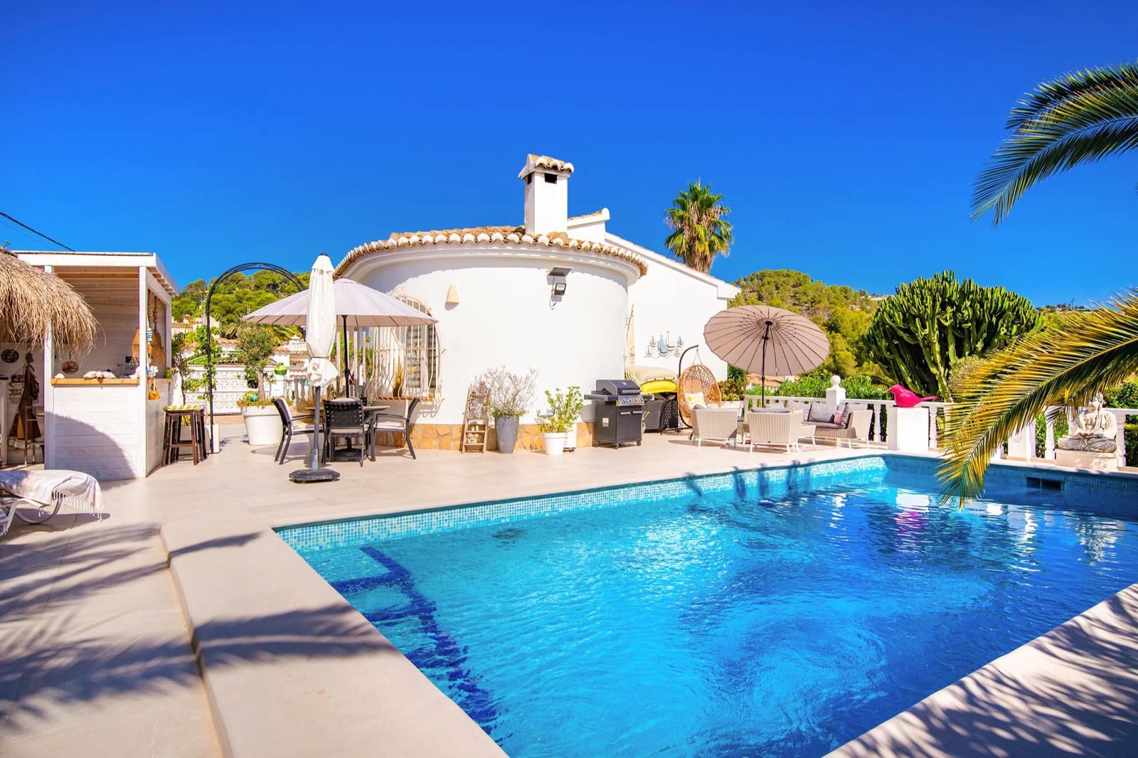 Chalet de 2 habitaciones en Benissa en venta con piscina garaje - 579.000 € (Ref: 10085393)