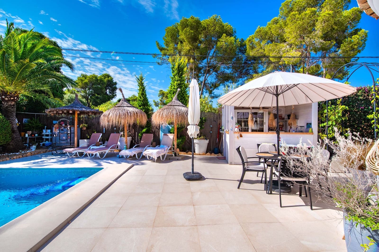 Chalet de 2 habitaciones en Benissa en venta con piscina garaje - 579.000 € (Ref: 10085393)