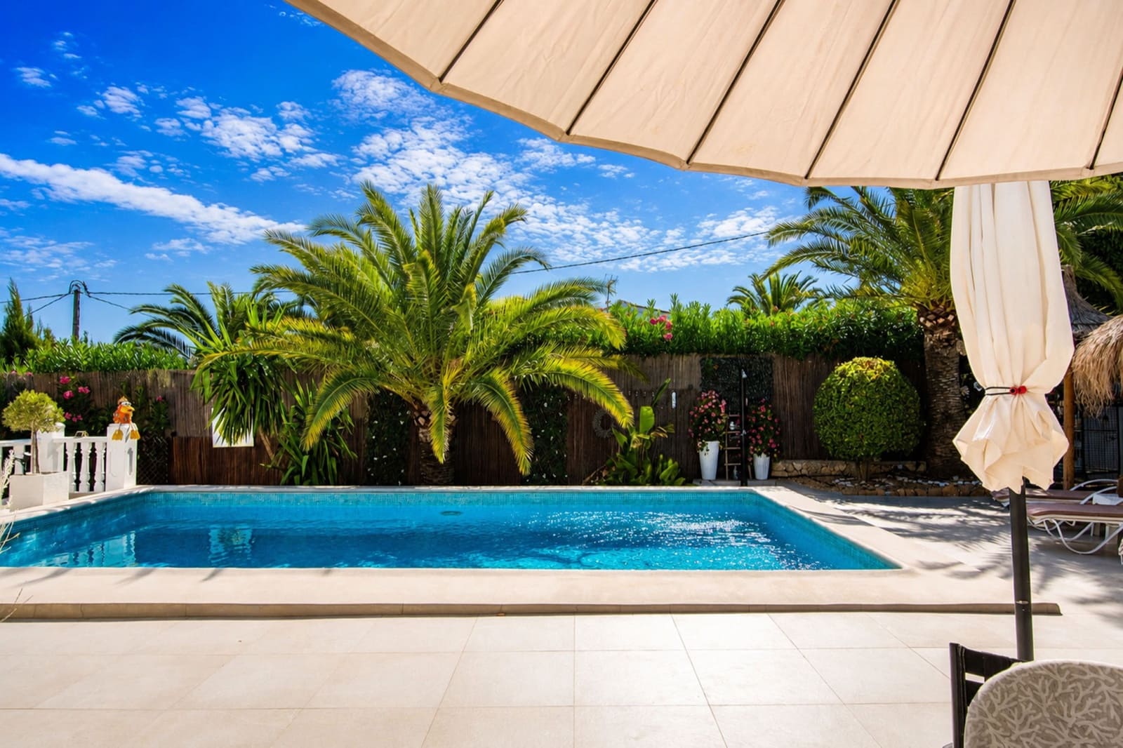 Chalet de 2 habitaciones en Benissa en venta con piscina garaje - 579.000 € (Ref: 10085393)