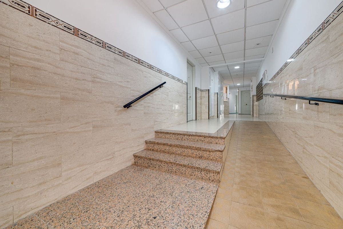2 soverom Leilighet til salgs i Torrevieja med svømmebasseng - € 140 000 (Ref: 10085789)