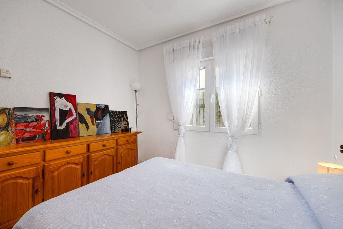3 soveværelse Villa til salg i Orihuela Costa - € 389.000 (Ref: 10085790)