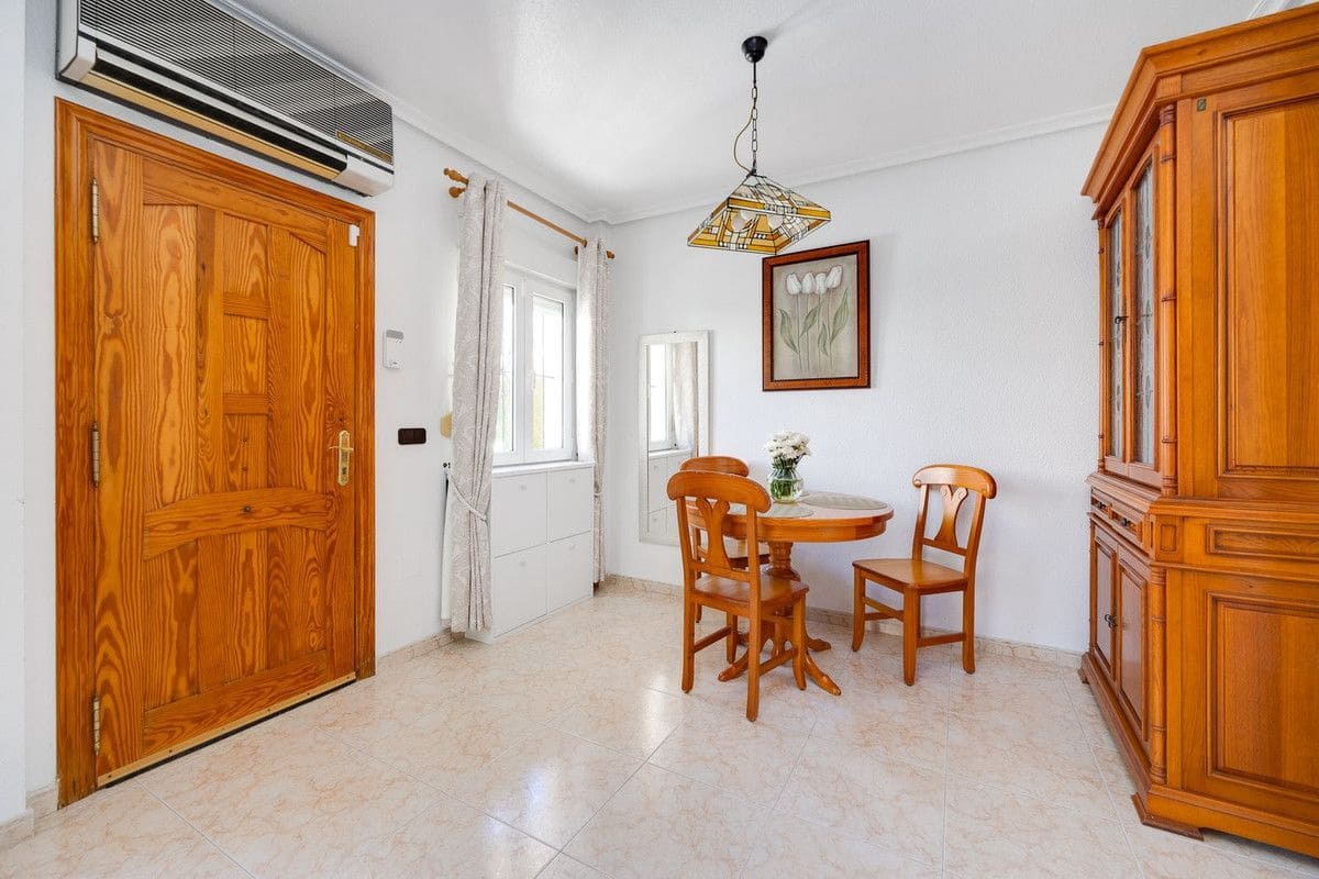 3 soveværelse Villa til salg i Orihuela Costa - € 389.000 (Ref: 10085790)