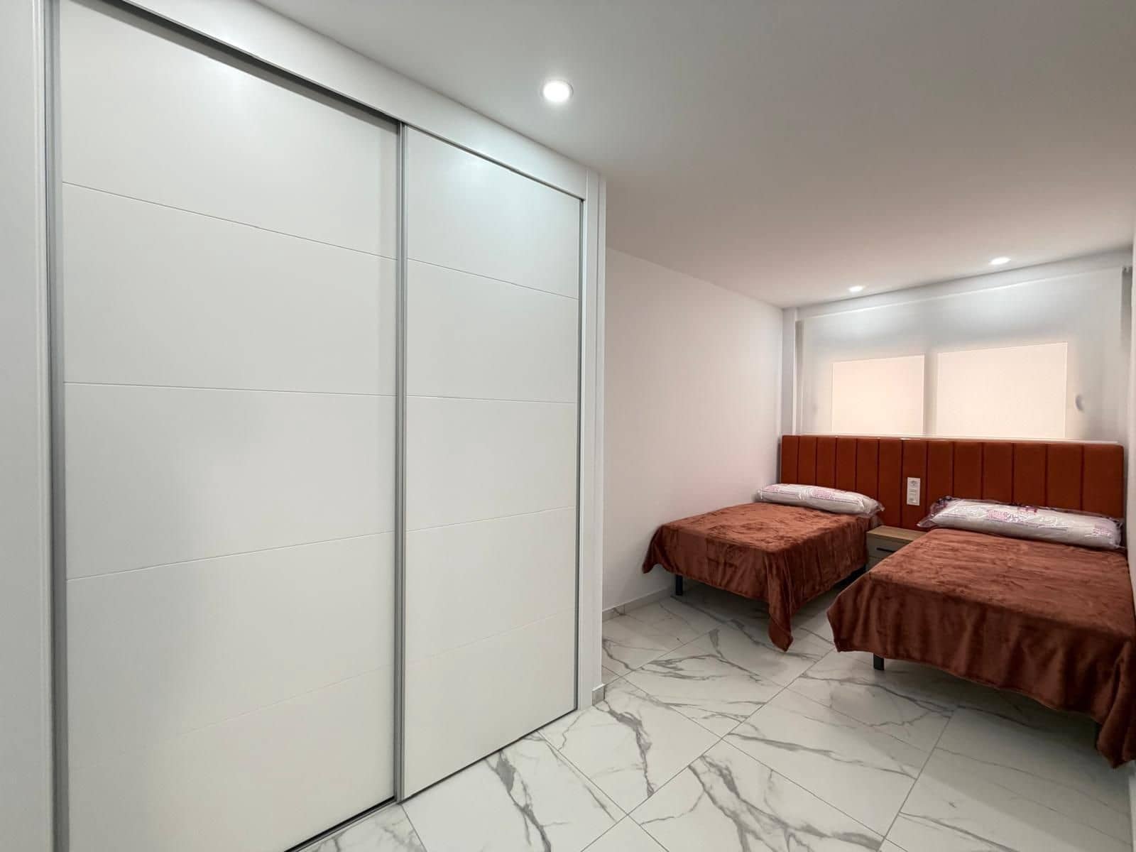 2 Zimmer Apartment zu verkaufen in Torrevieja mit Pool - 326.900 € (Ref: 10085853)