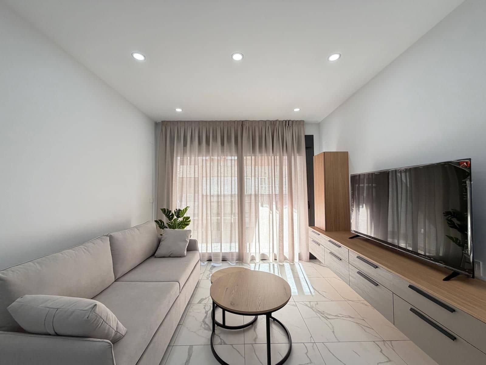 2 Zimmer Apartment zu verkaufen in Torrevieja mit Pool - 326.900 € (Ref: 10085853)