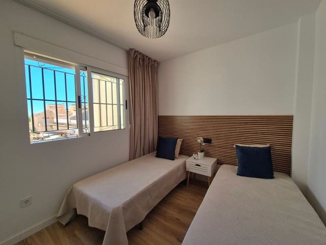 3 sovrum Semi-fristående Villa till salu i Zeniamar - Horizonte - La Campana, Orihuela med pool - 268 800 € (Ref: 10085913)