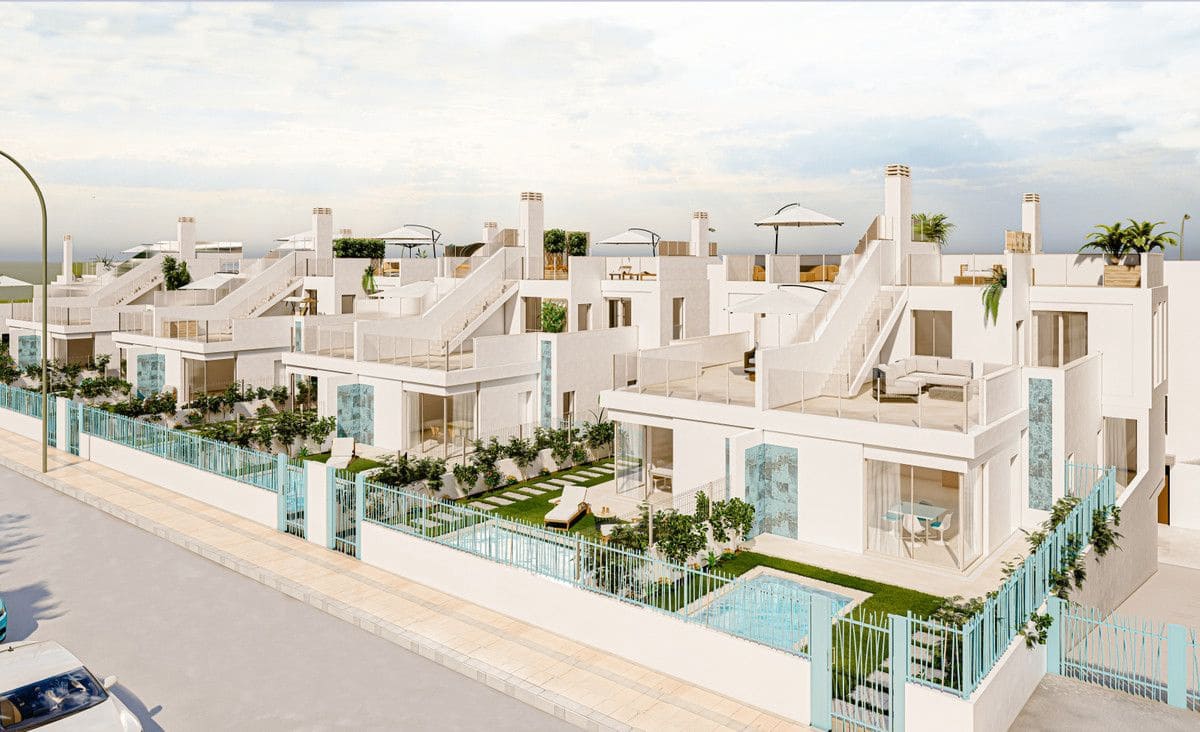 3 sovrum Villa till salu i Los Alcazares med pool - 485 000 € (Ref: 10089264)