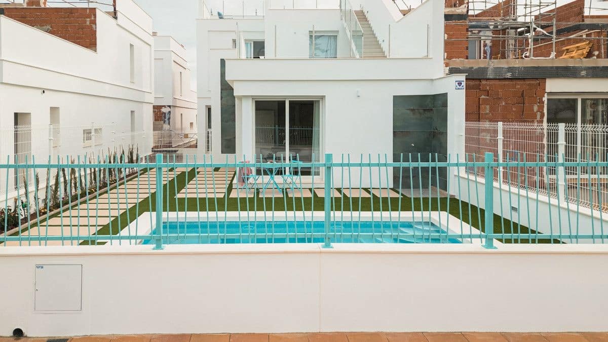 3 sovrum Villa till salu i Los Alcazares med pool - 485 000 € (Ref: 10089264)