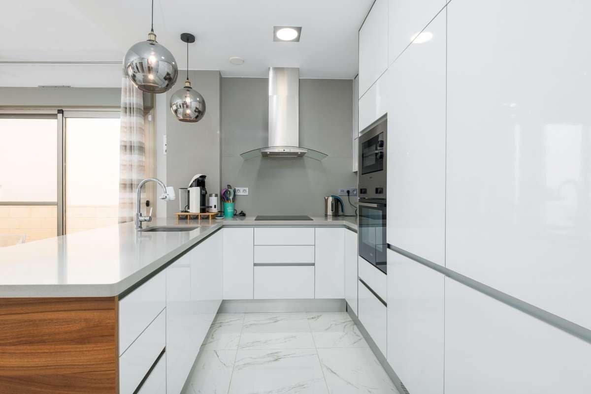 3 sypialnia Willa na sprzedaż w Torrevieja z basenem - 375 000 € (Ref: 10089288)