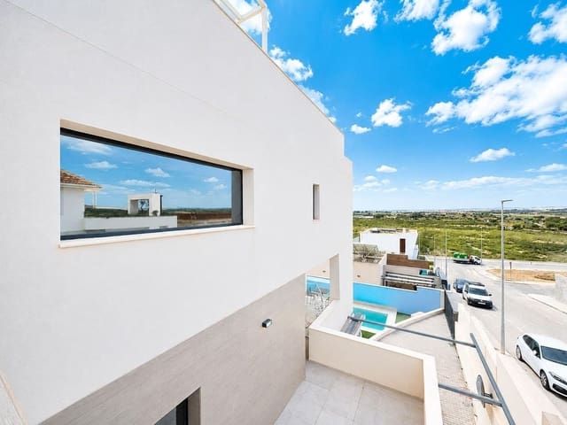 Chalet de 4 habitaciones en Benijófar en venta con piscina - 795.000 € (Ref: 10089291)