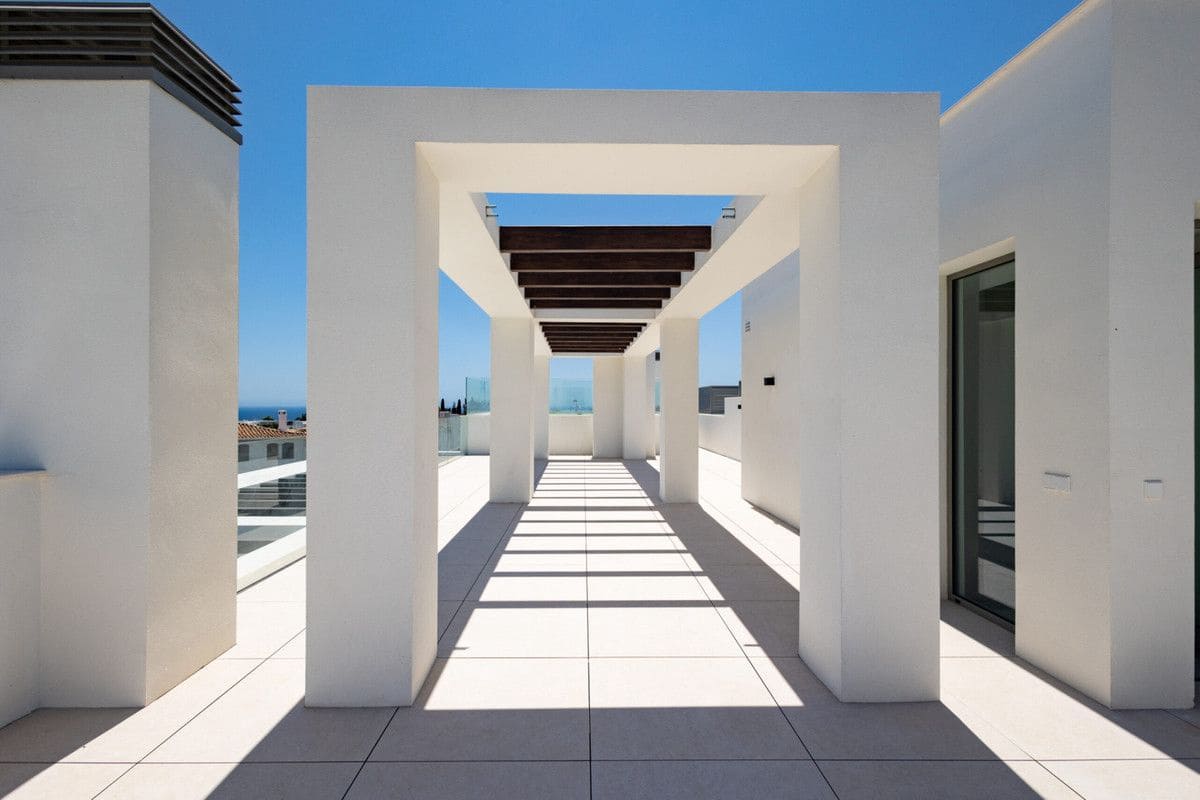 Apartamento de 4 habitaciones en Marbella en venta con piscina - 5.350.000 € (Ref: 10089309)