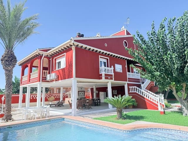 5 soveværelse Villa til salg i Dehesa de Campoamor, Orihuela med swimmingpool - € 879.000 (Ref: 10089350)