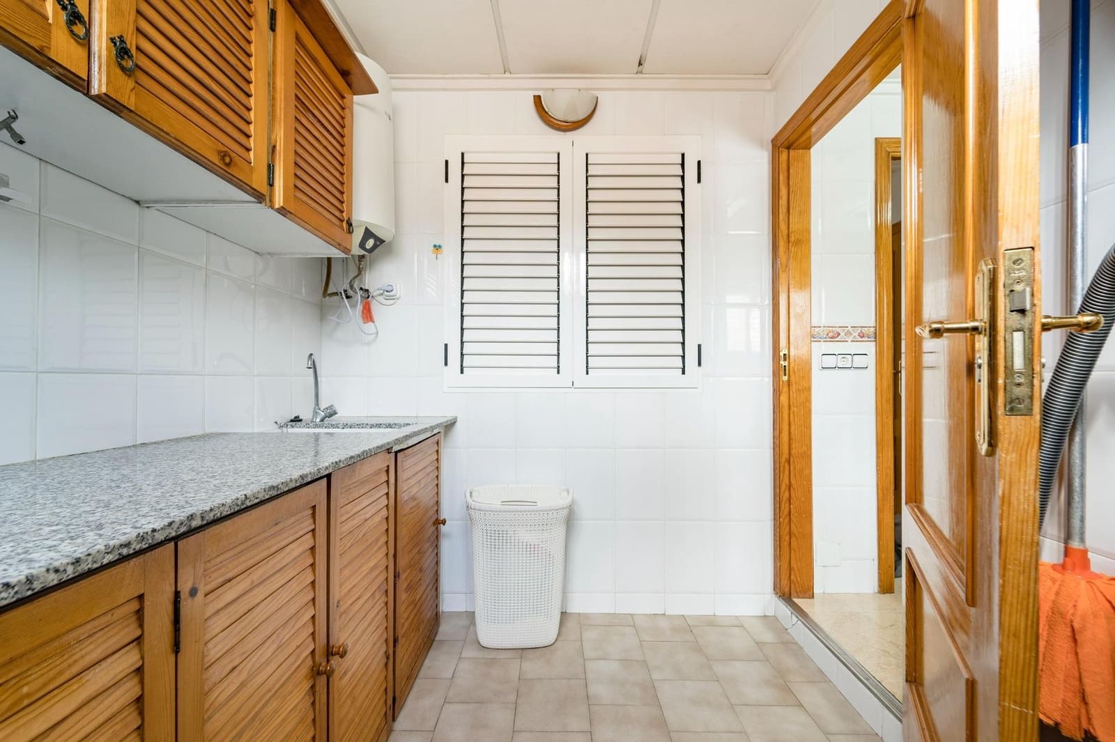 4 makuuhuone Huoneisto myytävänä paikassa Torrevieja - 215 500 € (Ref: 10089352)