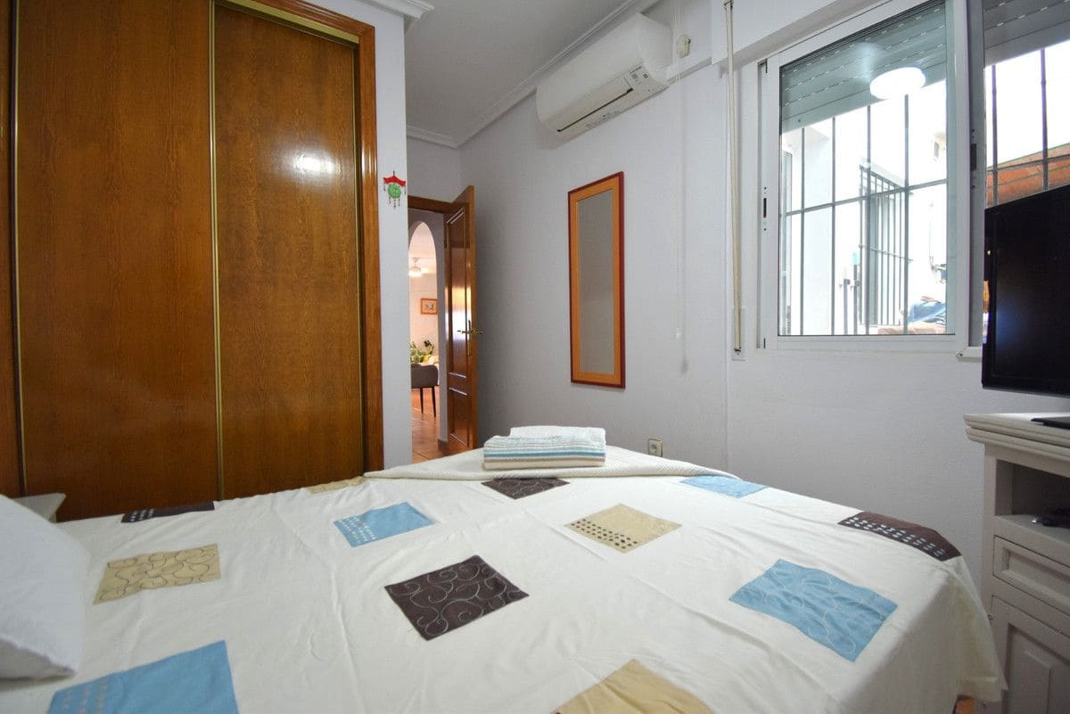 3 bedroom Villa for sale in Orihuela Costa with pool - € 315,000 (Ref: 10089363)