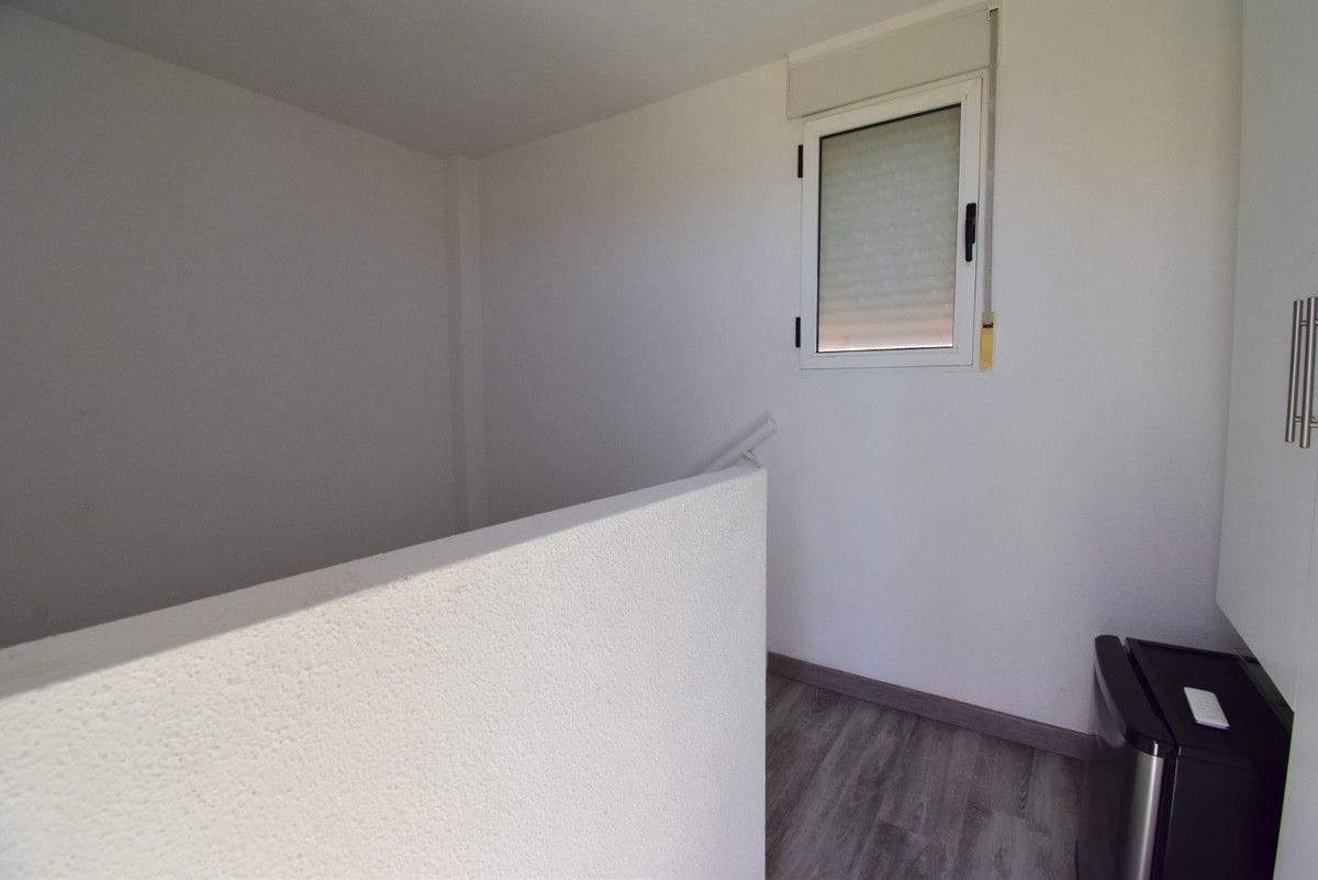 3 sovrum Villa till salu i Playa Flamenca med pool - 429 000 € (Ref: 10089368)