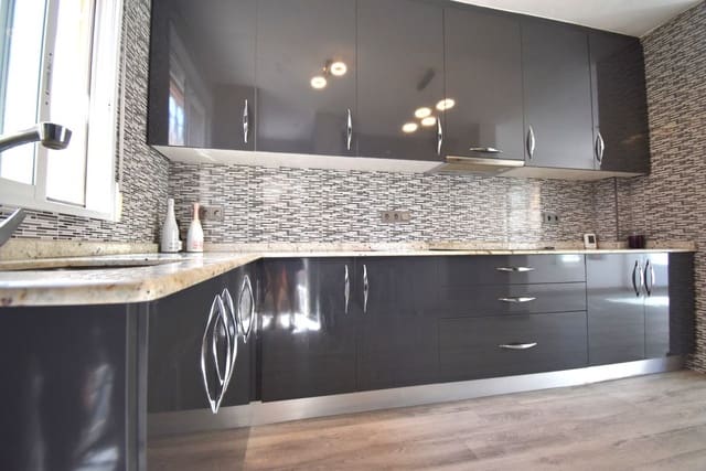3 sovrum Villa till salu i Playa Flamenca, Orihuela med pool - 429 000 € (Ref: 10089368)
