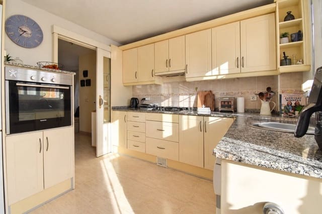 3 quarto Casa em Banda para venda em La Florida, Orihuela com piscina - 259 000 € (Ref: 10089392)
