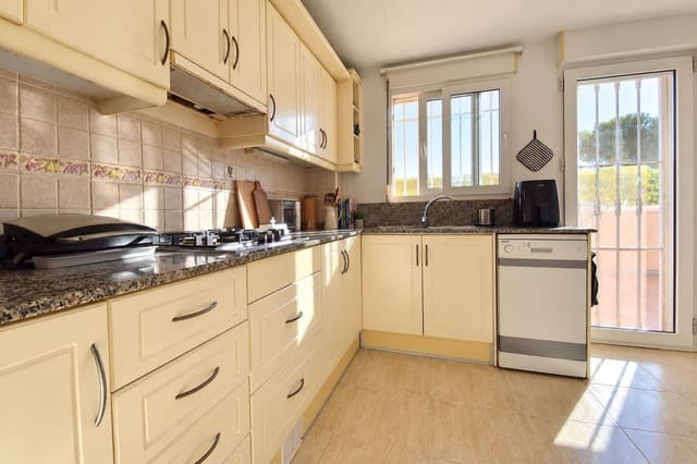 3 quarto Casa em Banda para venda em La Florida, Orihuela com piscina - 259 000 € (Ref: 10089392)