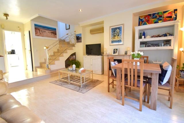 3 quarto Casa em Banda para venda em La Florida, Orihuela com piscina - 259 000 € (Ref: 10089392)