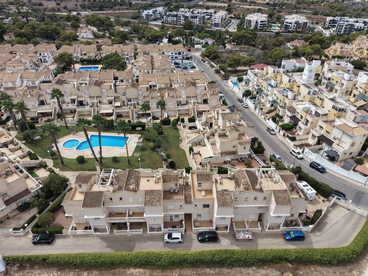 3 quarto Casa em Banda para venda em Orihuela Costa com piscina - 259 000 € (Ref: 10089392)
