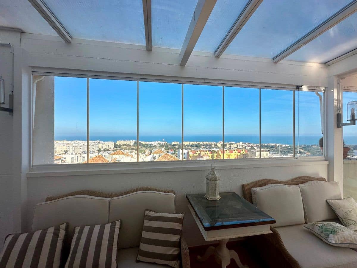 2 bedroom Apartment for sale in Guardamar del Segura - € 419,000 (Ref: 10090637)
