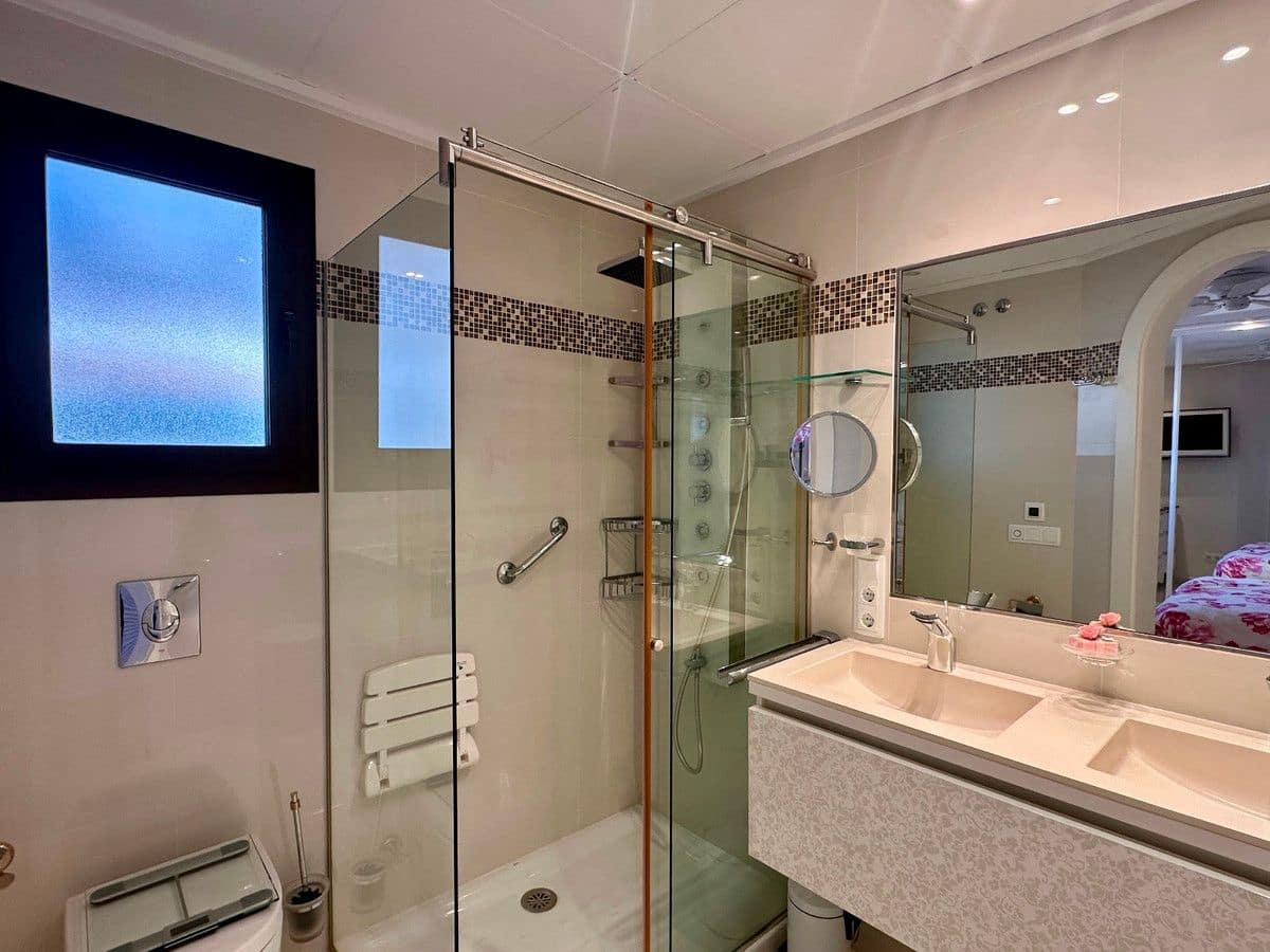 2 makuuhuone Huoneisto myytävänä paikassa Guardamar del Segura mukana uima-altaan - 419 000 € (Ref: 10090638)