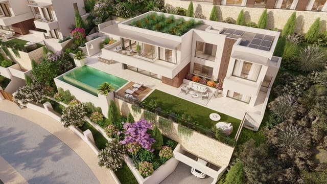 5 bedroom Villa for sale in Río Real, Marbella - € 4,200,000 (Ref: 10090660)