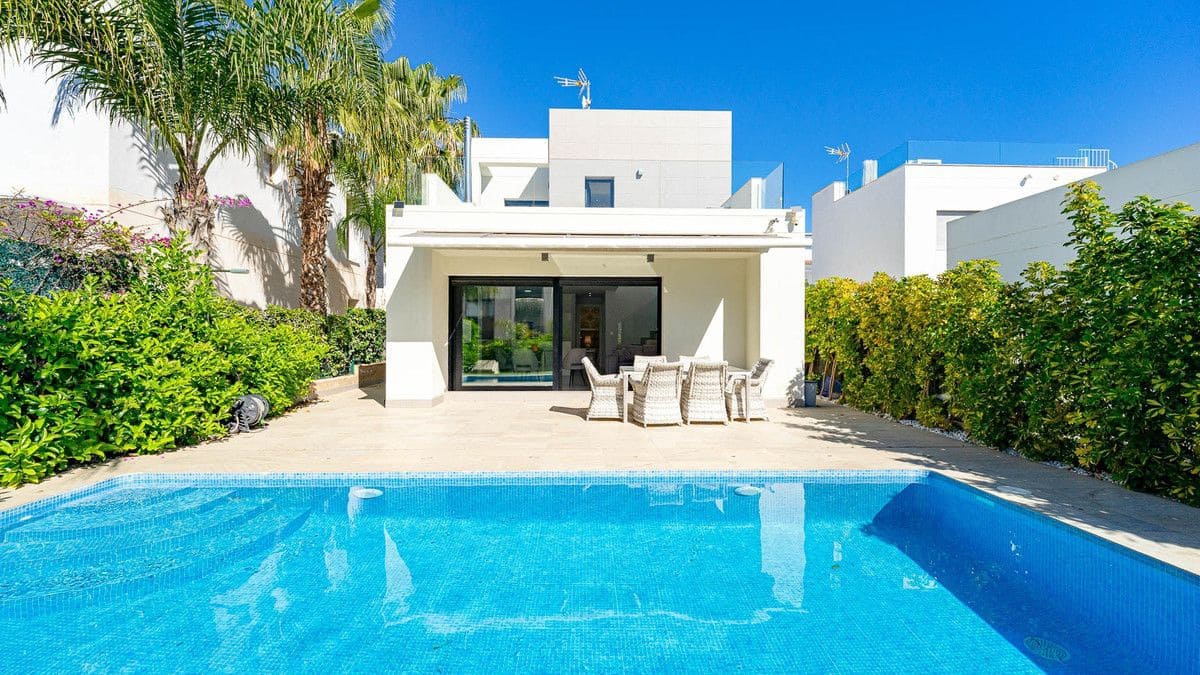 3 soverom Villa til salgs i Rojales - € 458 900 (Ref: 10090680)