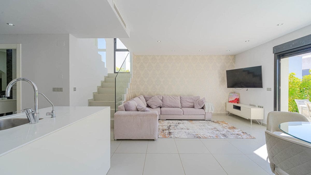 3 soverom Villa til salgs i Rojales - € 458 900 (Ref: 10090680)