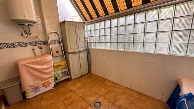 3 Zimmer Apartment zu verkaufen in Zona Pueblo, Guardamar del Segura - 261.000 € (Ref: 10090682)