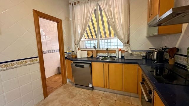 3 Zimmer Apartment zu verkaufen in Zona Pueblo, Guardamar del Segura - 261.000 € (Ref: 10090682)