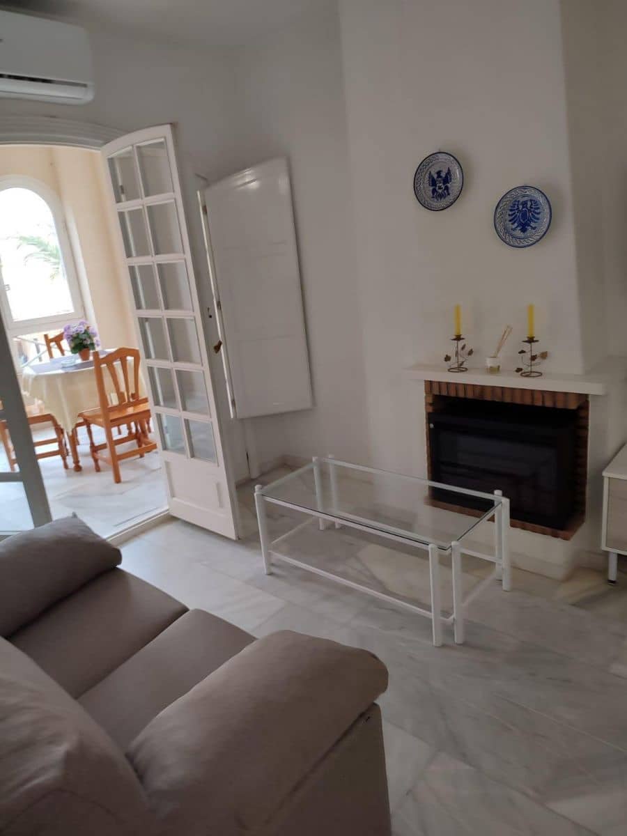 2 soveværelse Lejlighed til salg i Torrevieja med swimmingpool - € 204.000 (Ref: 10090689)