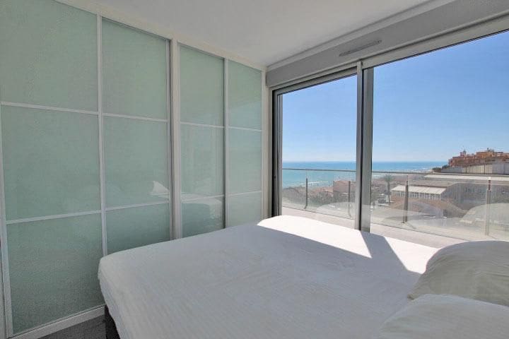 3 soveværelse Penthouse til salg i Guardamar del Segura med swimmingpool - € 840.000 (Ref: 10090692)