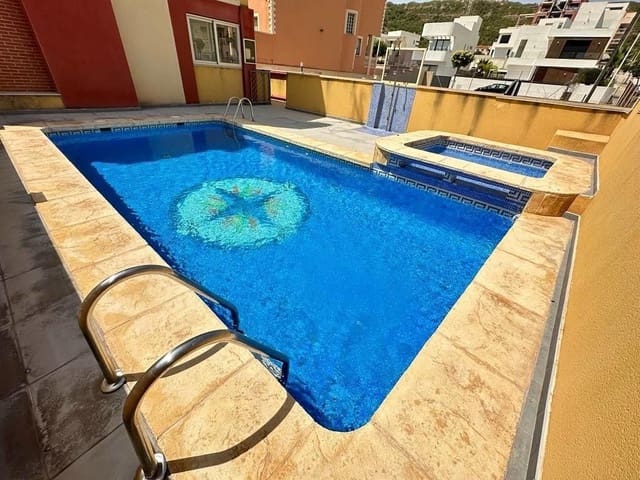 3 makuuhuone Omakotitalo myytävänä paikassa Los Secanos, Guardamar del Segura mukana uima-altaan - 247 000 € (Ref: 10090713)