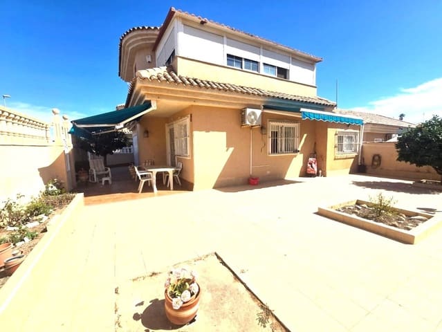 3 soverom Villa til salgs i Los Balcones - Los Altos, Torrevieja med svømmebasseng - € 370 000 (Ref: 10091109)