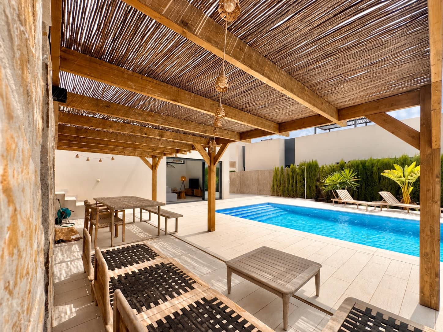 3 slaapkamer Villa te koop in Alicante stad met zwembad garage - € 620.000 (Ref: 10091643)