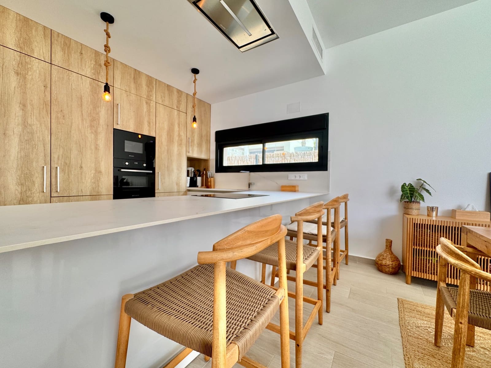 3 slaapkamer Villa te koop in Alicante stad met zwembad garage - € 620.000 (Ref: 10091643)