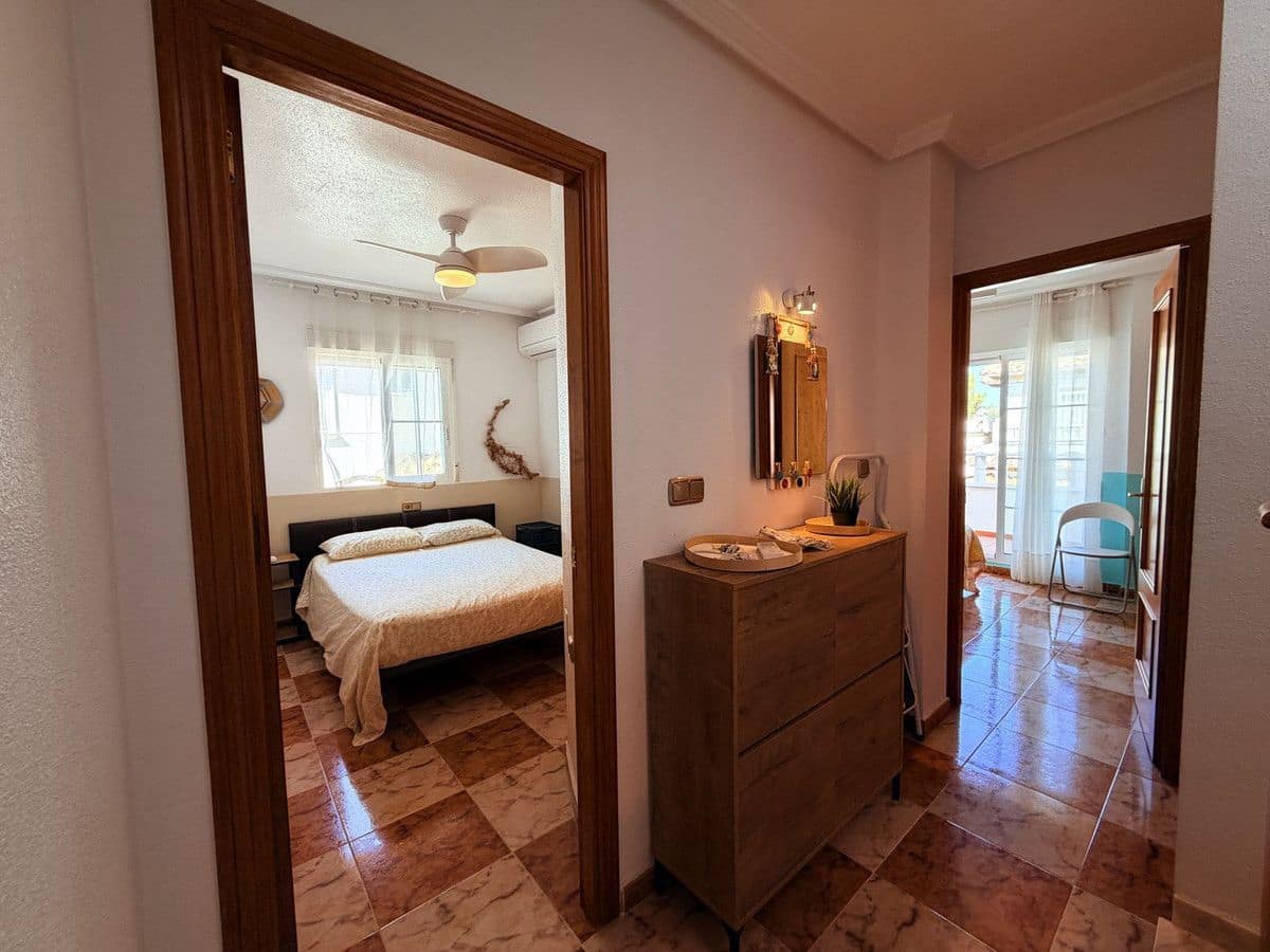 2 soverom Villa til salgs i Orihuela Costa med svømmebasseng - € 220 000 (Ref: 10091645)