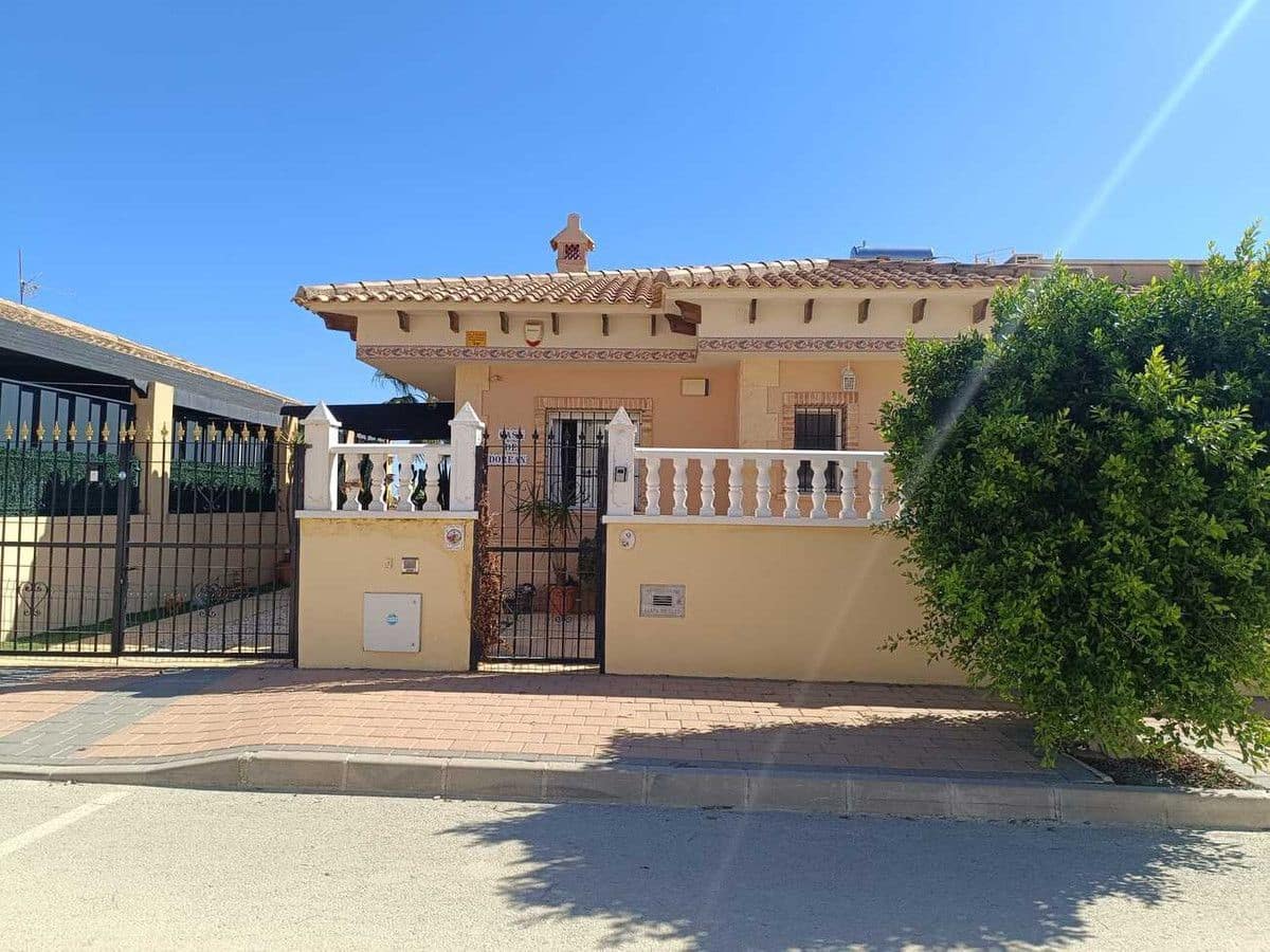 3 sovrum Villa till salu i Fortuna med pool - 259 950 € (Ref: 10091663)